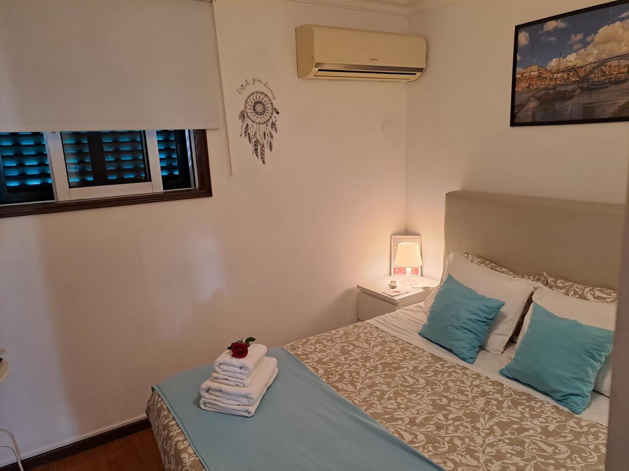 Local 4 Dreams Hotel Porto Luaran gambar